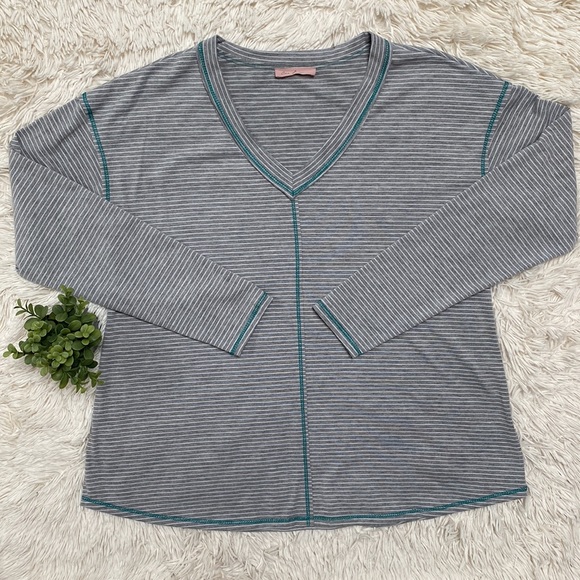 Ces Femme Exposed Seam Striped Top 💗 Gray White & Turquoise - Picture 3 of 15